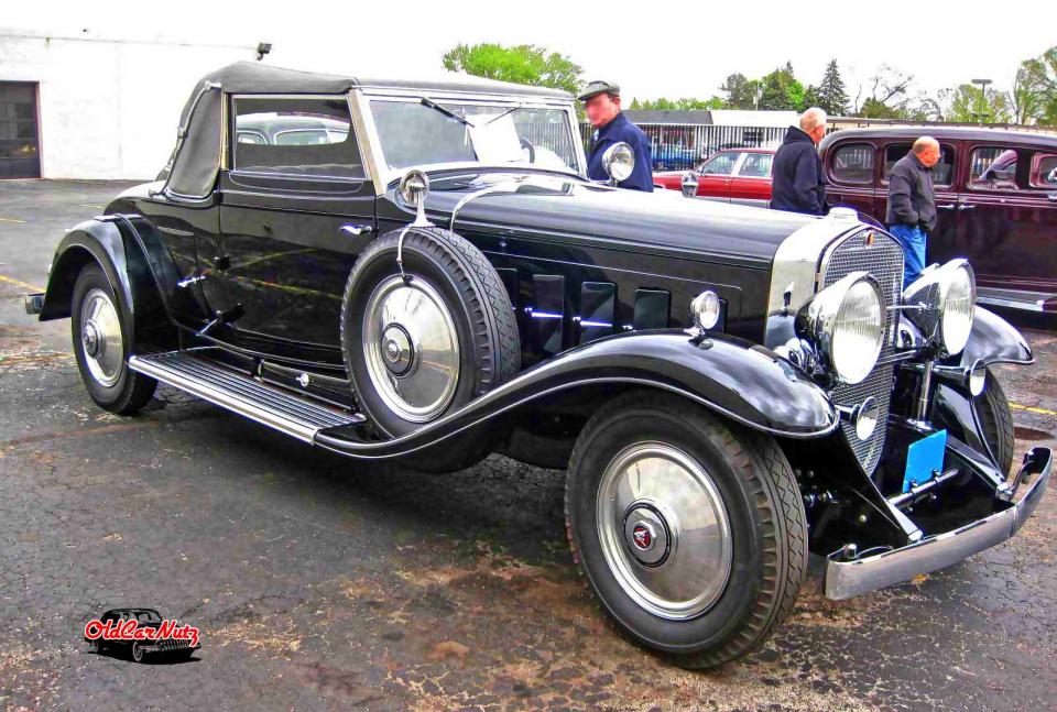 1931 Cadillac Model 452 Convertible Couple