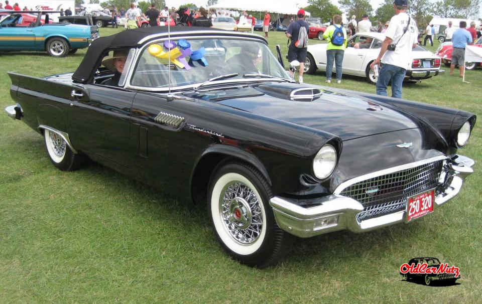 1957 Ford Thunderbird - Cars of the '50s