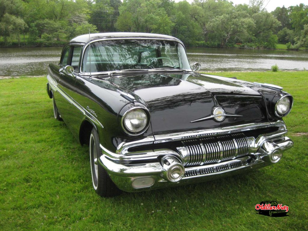 1957 Pontiac Chieftain - Cars of the '50s