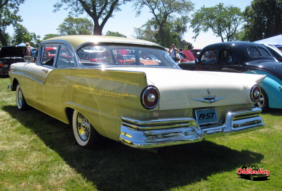 1957 Ford Fairlane 500