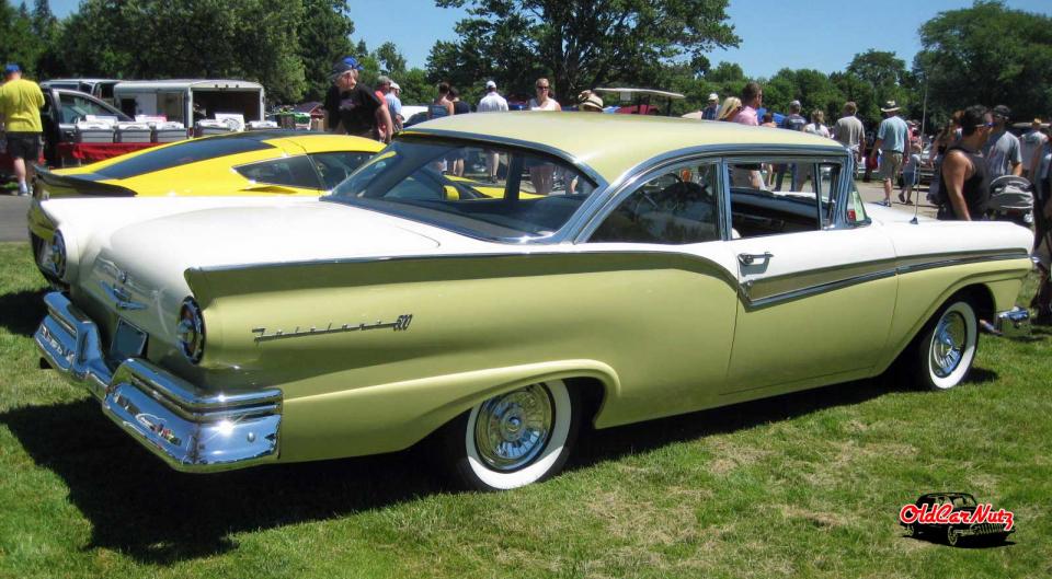 1957 Ford Fairlane 500