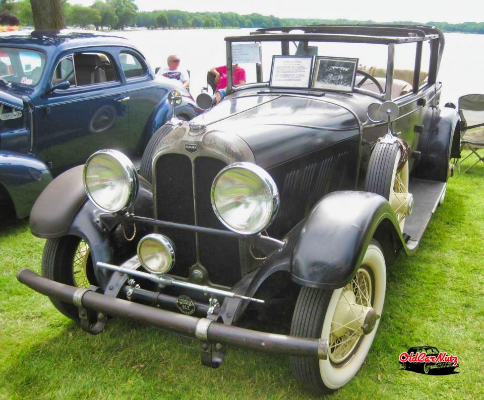1930 Auburn 8-95 Phaeton Sedan